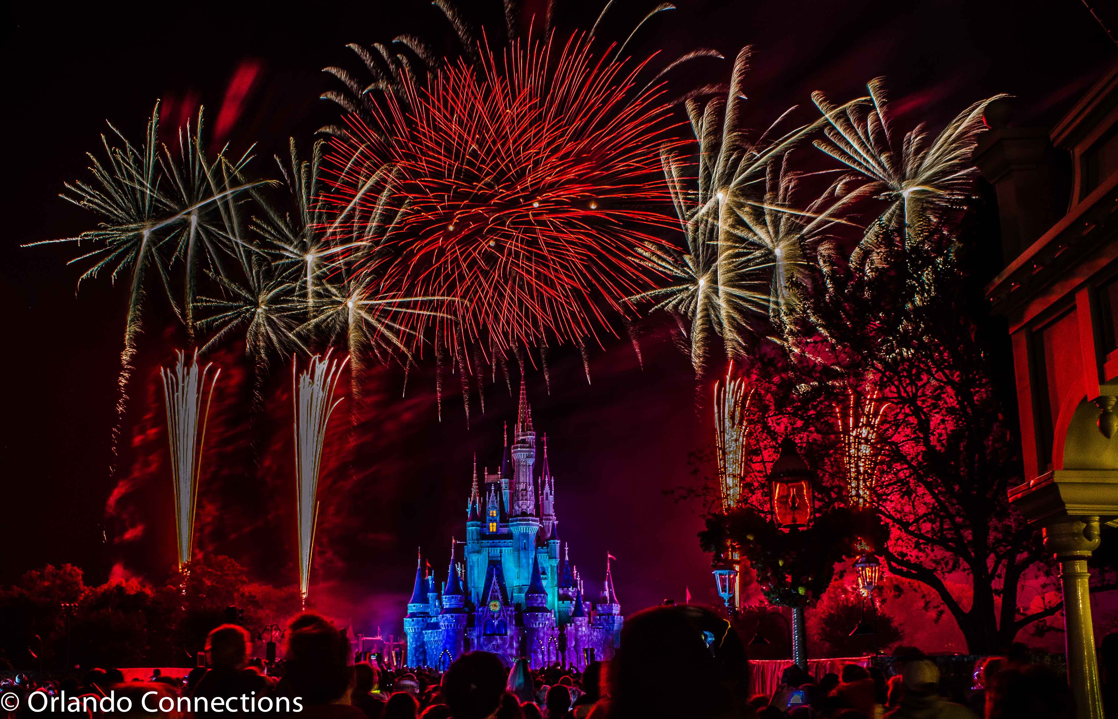 Watch Disney Fireworks Live on New Year’s Eve